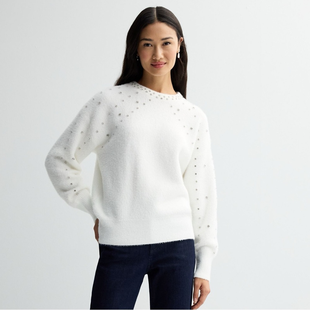 Chelsea & Violet Cream Sweater with Pearls- BNWT